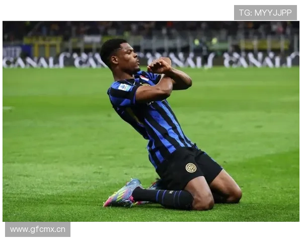 国米锁定阿坎吉 利物浦观望邓弗里斯